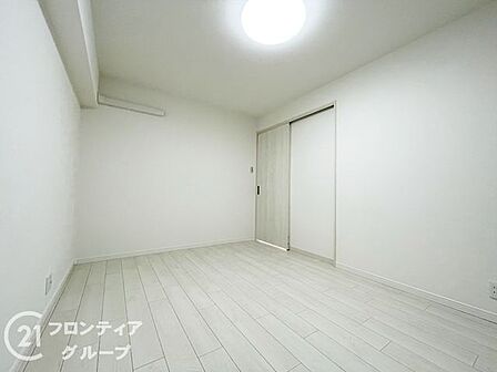 住まい選びは、価格や立地だけでなく、将来の暮らし方まで含めて考えることが大切です。今の段階で気になっていることを、まずスタッフに話してみてください