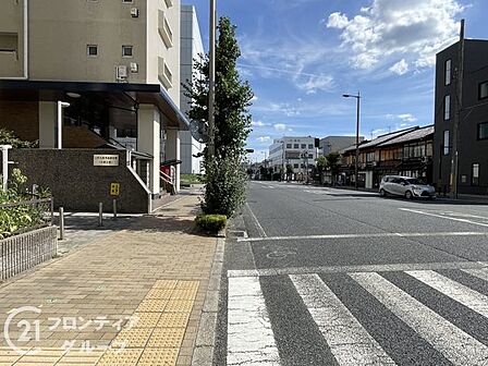写真だけではわからない採光・広さ・周辺環境の実感は、実際に足を運んでみることが一番です。ご見学はいつでもご予約いただけます