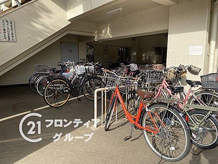 物件から受けた印象や、周辺の生活環境への疑問まで、気になることを何でも話してみてください。暮らしのイメージを一緒に整理していきましょう