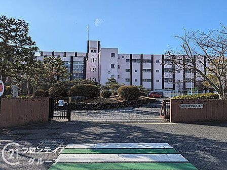 大津市立堅田小学校 徒歩18分。 1380m