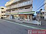 周辺：ファミマ川越八幡通り店 徒歩5分。 380m