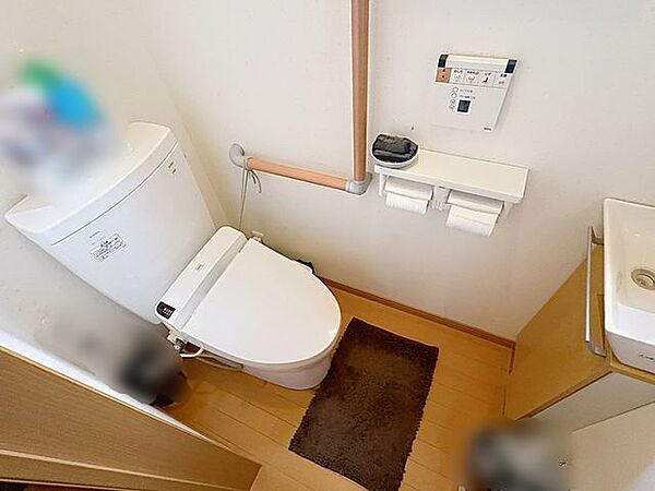 トイレを拡大表示