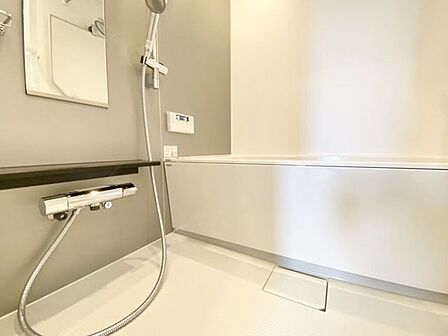 追い炊き機能、浴室暖房乾燥機付き
