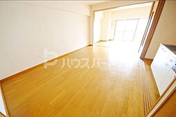 インカウンターマンション 8階1LDKのリビング/ダイニング