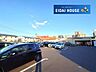 周辺：ウジエスーパー長町店 徒歩4分。 290m
