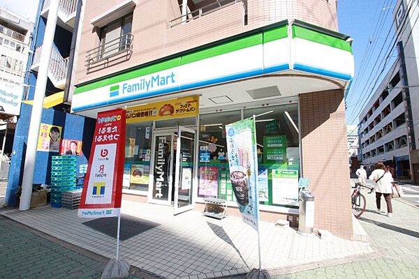 画像11:ファミリーマート　名古屋栄五丁目店