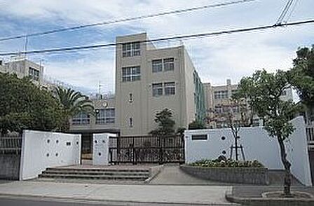大阪市立新北島中学校まで徒歩約１０分