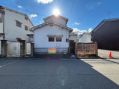 外観：南海高野線「初芝」駅まで徒歩６分！毎日の通勤や通学に便利です♪