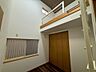 室内：人気のロフト付きでお部屋がスッキリ片付きます♪