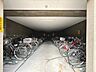 その他：【駐輪場】屋根ございますので、雨で自転車やバイクが濡れないのは、嬉しいポイントですね！