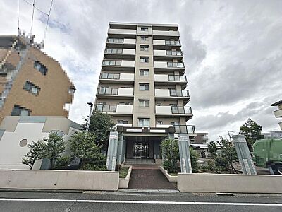 外観:【本日ご内覧可能】7階部分!穏やかな風が舞い込む快適な住まいです♪眺めも綺麗ですので開放的な気分になれますよ♪ 外観:【本日ご内覧可能】7階部分!穏やかな風が舞い込む快適な住まいです♪眺めも綺麗ですので開放的な気分になれますよ♪
