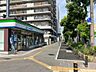 周辺：ファミリーマートフェニックス通り店まで徒歩５分