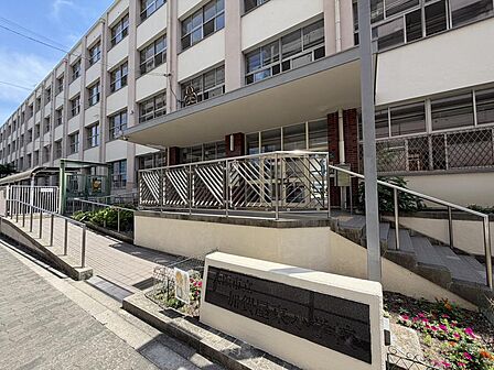 大阪市立加賀屋東小学校まで徒歩3分