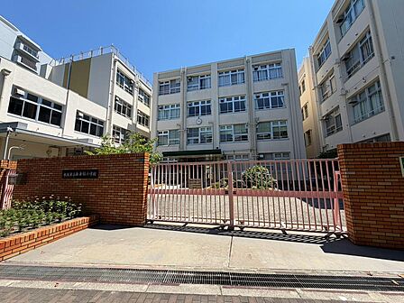 大阪市立南港桜小学校まで徒歩２１分