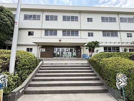 向丘小学校