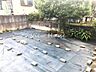 外観：広いお庭はガーデニングや家庭菜園などを楽しめます