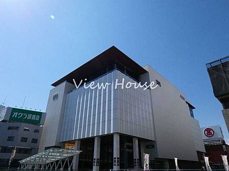 高崎OPA 498m営業時間 10:00-21:00 (1Fスーパー 7:00-23:00)