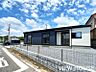 外観：■日当たりがよく周囲が開けた、開放感あふれる敷地に佇むモダンな平屋です！