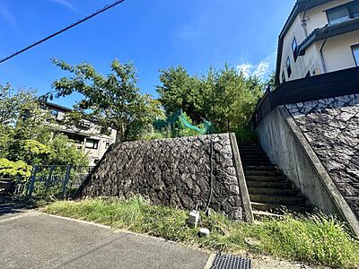 外観：叡山電鉄本線「茶山・京都芸術大学」駅まで徒歩約21分。叡山電鉄本線「元田中」駅まで徒歩約22分。