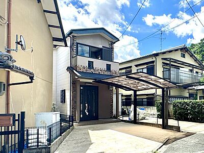 外観：京福北野線「御室仁和寺」駅まで徒歩約6分。JR山陰本線「花園」駅まで徒歩約12分。