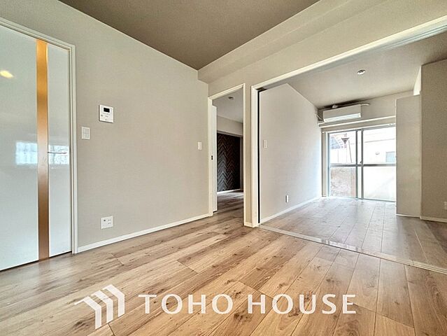 リビング/ダイニング 荒川区東日暮里1丁目1-4