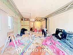 使いやすく、明るい洋室に仕上がります。子供部屋や趣味のお部屋にご利用できます。ご自身で家具などを配置し、素敵な空間を創り上げられます。