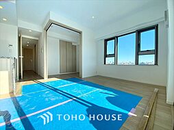 【LIVING】◆陽光◆が差し込む。この開放的なLDKに家族の笑顔が集う。家族が一緒に過ごす空間は明るく、そして居心地よく。