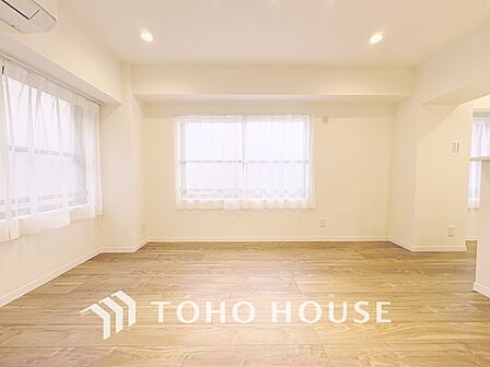 【LIVING】◆住む喜び、楽しさ、感動◆を君と共有したい。いつまでもずっと家族を見渡せるこの広い空間で。
