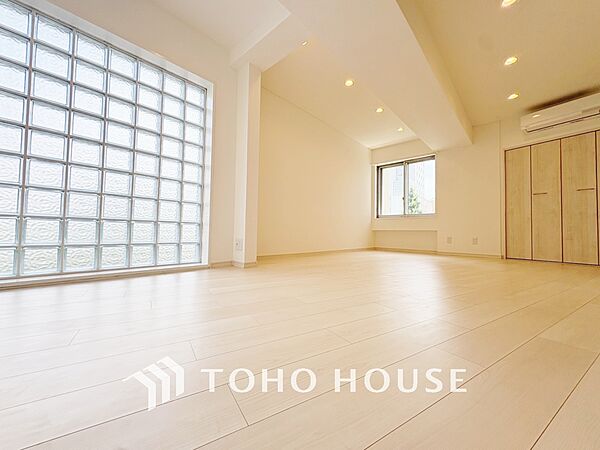 リビング/ダイニングを拡大表示