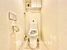 トイレ：トイレも自分の時間をゆっくり過ごすスペースのひとつ。最新設備は嬉しい