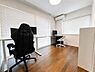 子供部屋：【Urban Comfort】都市の利便性と落ち着いた住環境。洗練された暮らしを叶える住まい。