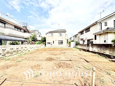 外観:【外観】落ち着いた街並みに調和する、洗練された外観デザインです。 外観:【外観】落ち着いた街並みに調和する、洗練された外観デザインです。