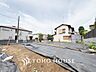 外観：【APPEARANCE】◆家族◆家で家族と過ごす時間は限られている。帰りを待つ家族の元へと急ぐときの弾む思い。そんな思いを引き立てる邸宅。