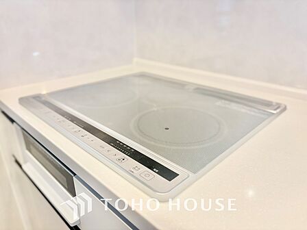 【KITCHEN】◆ワクワク◆開放的で機能性も高いシステムキッチン。お子様は毎日のご飯にワクワク!