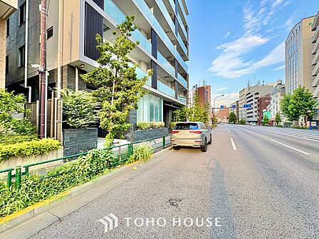 ◆色彩◆この空間に放たれた光は華美なまでに演出されたデザイン。流れる時をより芳醇なコーヒーの様な色彩奏でるアダージョ。そして情景豊かな作品のような暮らしがイメージできる。