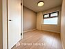 子供部屋：【PRIVATE ROOM】◆属毛離裏◆子は父を手本とし、母に愛育されて成長する。家族の深い繋がり。いつまでも大切にしたい。