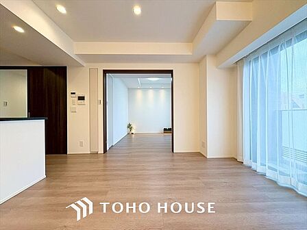 【LIVING】◆家族◆愛する家族を一目で見渡せる。家族が集う空間。永遠に続く幸せな毎日を、ここで。
