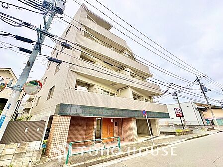 漂う上質な空気感、マンションに入れば「おかえりなさい」と笑顔で迎えてくれるエントランス。最良の心配りを感じるマンションでした。