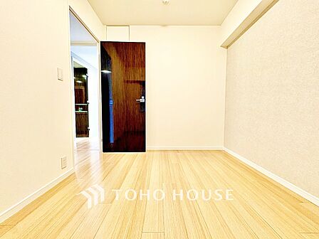 【居室】家具のレイアウトがしやすく、暮らしに合わせやすい物件。