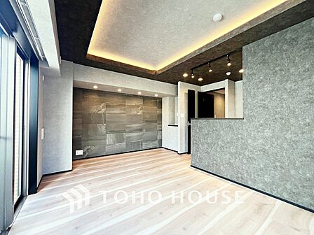 【LIVING】◆Sunshine◆光が燦々と入り、いるだけで気持ちいい。「開放的でゆとりあるお部屋です。」
