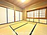 寝室：【自身の道】華道、剣道、そしてここで暮らす者の正道。物事の正しい考えや愛する家族とのコミュニケーション。そんな考えの暮らし方がこの空間にも散りばめられている。