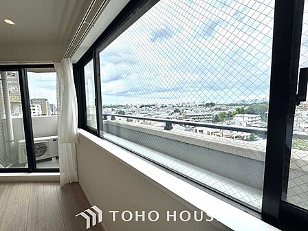 【Quietness】プライベートなお部屋では静かに時を過ごしたい。読書をして、物思いにふける・・光りに満たされた安らぎの空間をがここにはあります。