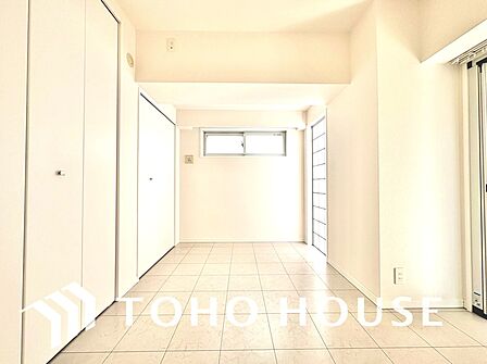 【居室】家具のレイアウトがしやすく、暮らしに合わせやすい物件。