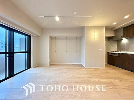 【LIVING】◆Sunshine◆光が燦々と入り、いるだけで気持ちいい。「開放的でゆとりあるお部屋です。」