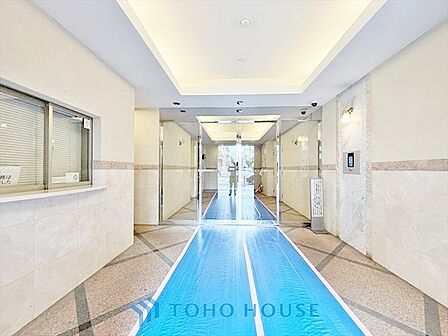 現在改装中◆快適◆な生活に不可欠。節水型の高性能トイレを新設。