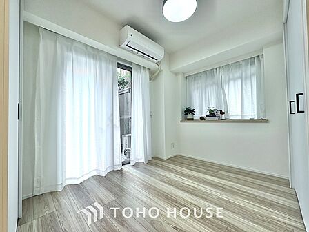 使いやすく、明るい洋室に仕上がります。子供部屋や趣味のお部屋にご利用できます。ご自身で家具などを配置し、素敵な空間を創り上げられます。