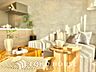 リビング/ダイニング：【LIVING】◆Sunshine◆光が燦々と入り、いるだけで気持ちいい。「開放的でゆとりあるお部屋です。」