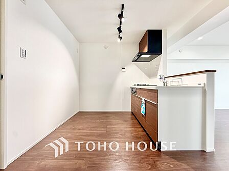◆愛育◆キッチンは家族の絆を育む大切な空間。シンプルで使い易いSystemKitchenで愉しく作る料理は愛情のある美味しいご馳走に。