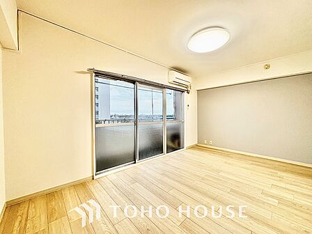 ◆愛育◆キッチンは家族の絆を育む大切な空間。シンプルで使い易いSystemKitchenで愉しく作る料理は愛情のある美味しいご馳走に。家族で使える広々としたダイニングキッチンです。