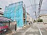 外観：【前面道路】前面道路はゆとりのある幅員で、お車の出し入れもスムーズに行えます。